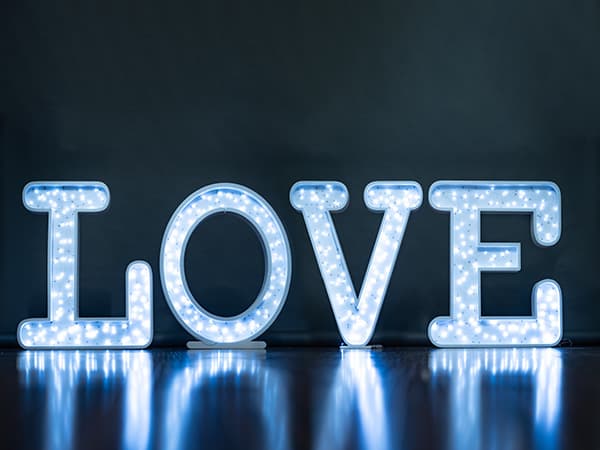 Letras gigantes iluminadas para bodas - Palabra Love iluminada para bodas